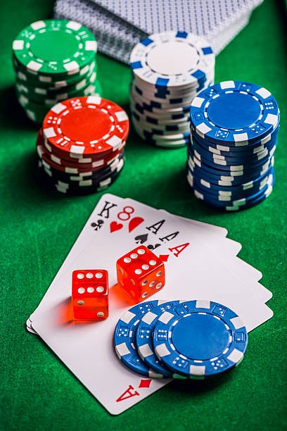 sumpahjitu mobile app home screen showing football betting, live dealers, and slots